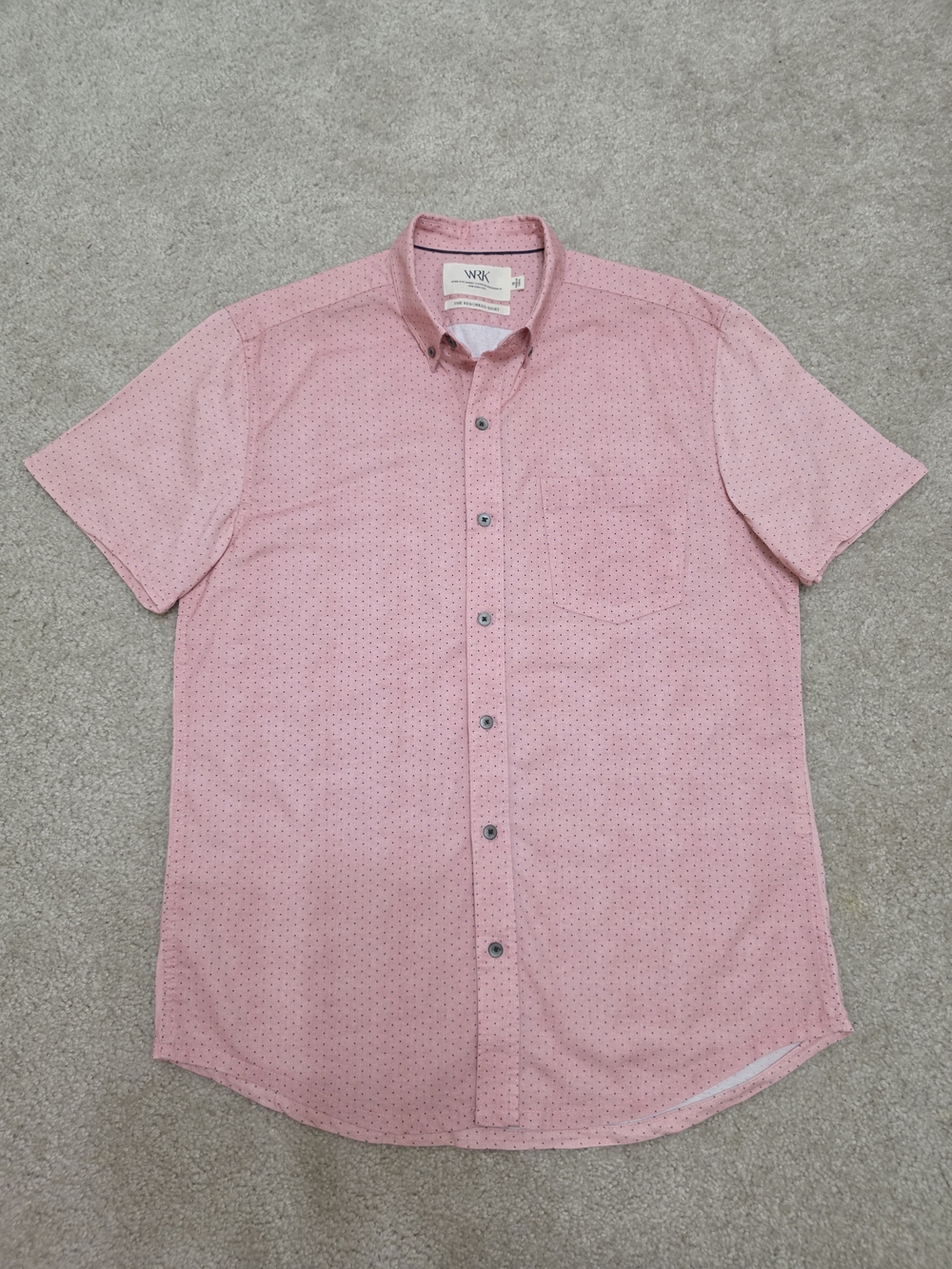 WRK. Men's Pink Short-Sleeve Button-Down with Micro Dot Print Size M